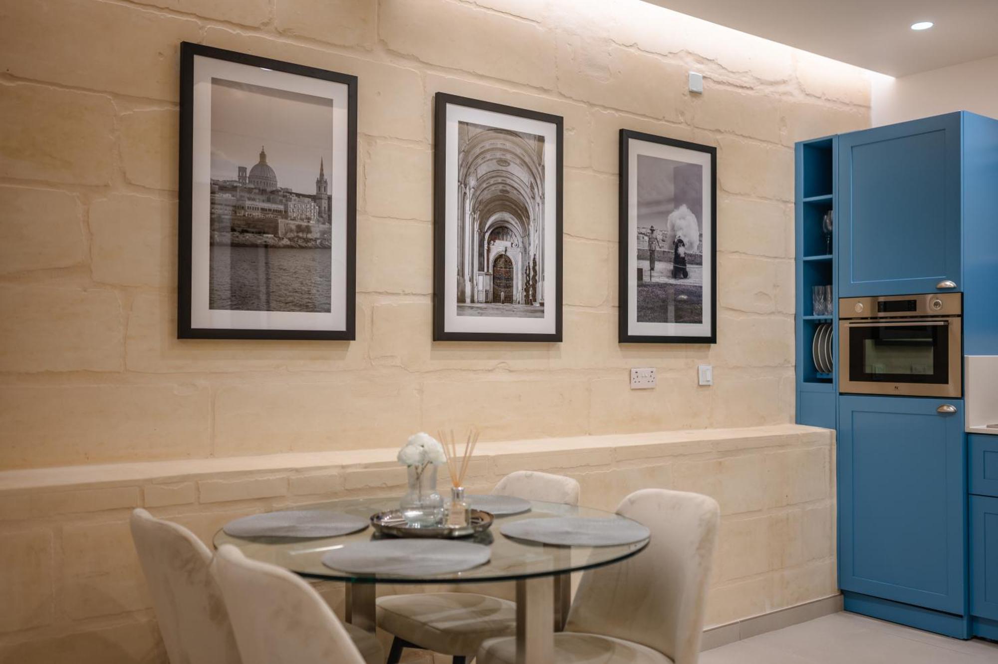 Capital Hideaway Apartment